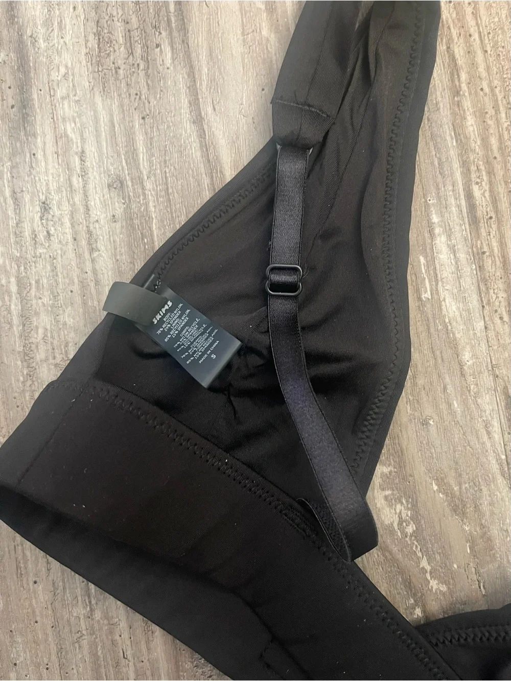 Skims swim bikini top, size small